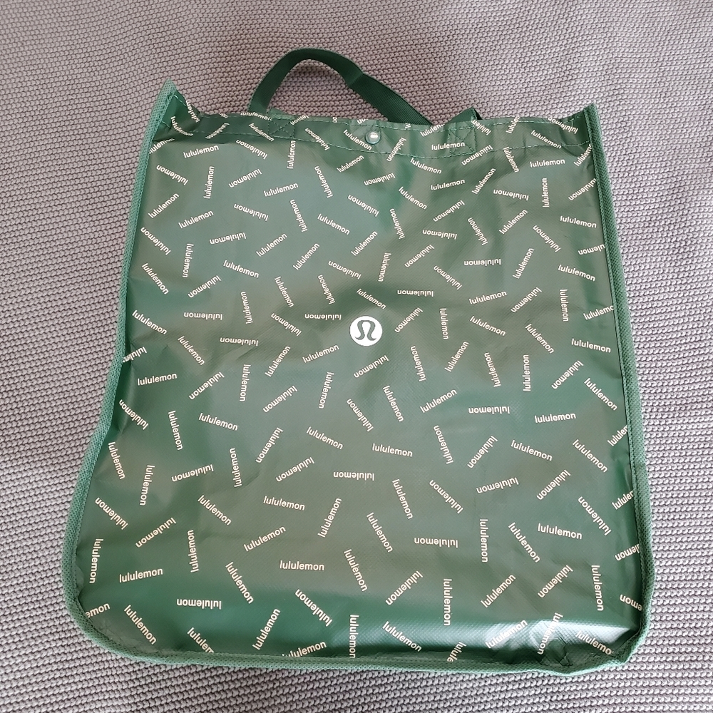 Lululemon reusable bag